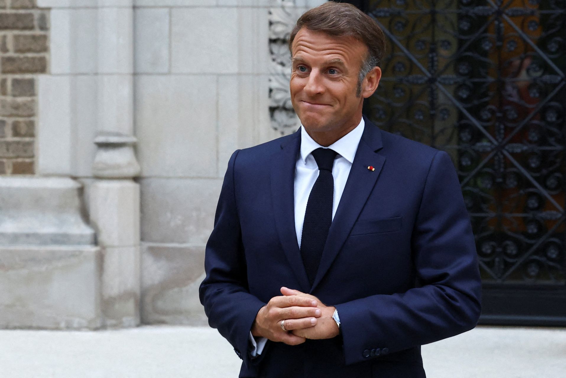 Macron Suggests Geneva Hosts Putin-Zelensky Summit