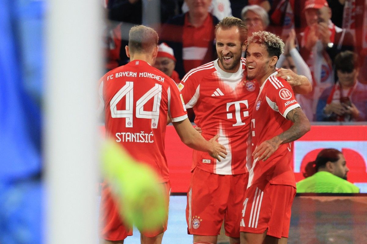 Kane Hits Hat Trick as Bayern Make “Statement” in Bundesliga Opener