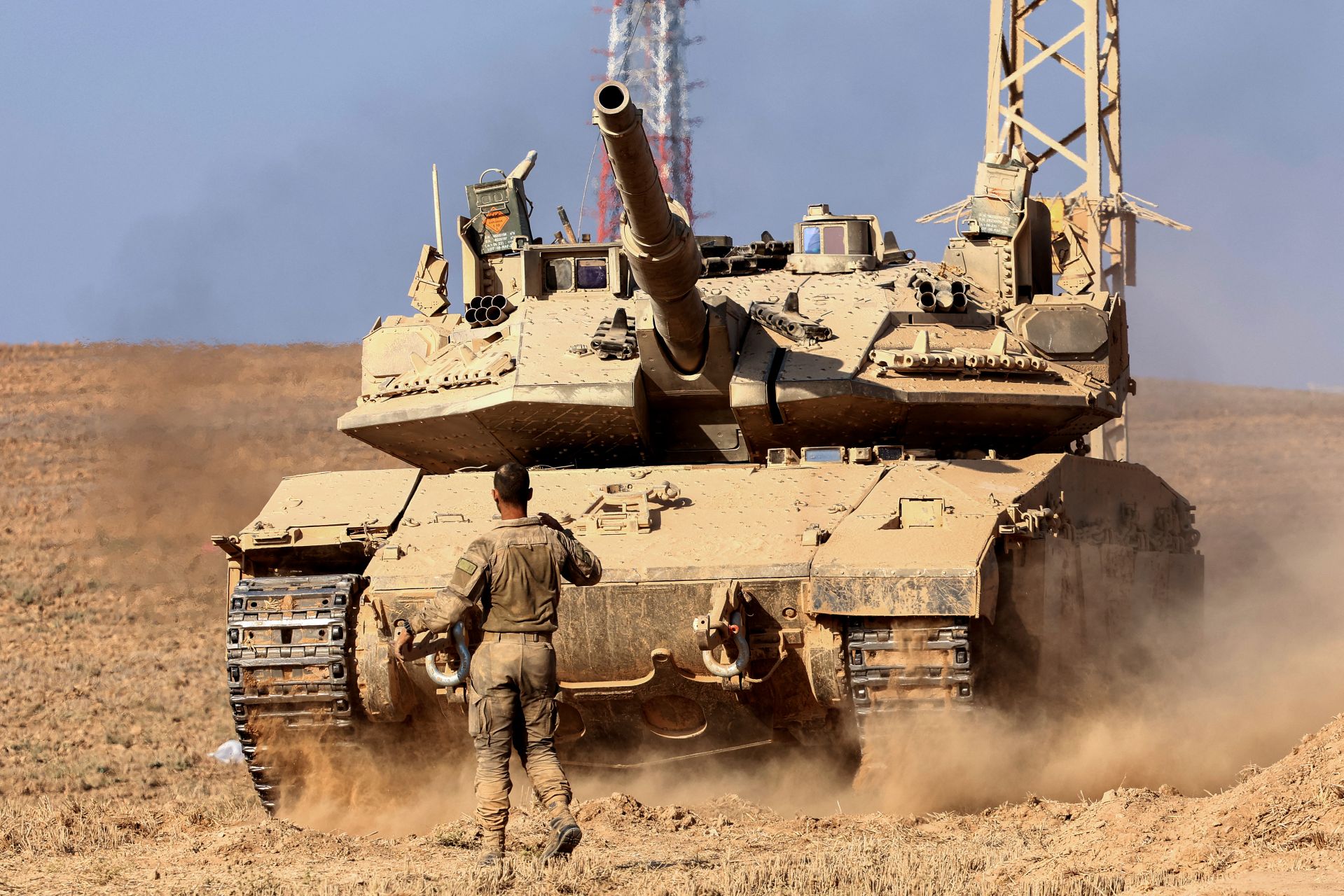 Israel Ups Pressure on Gaza City as Trump Eyes Post-War Plan