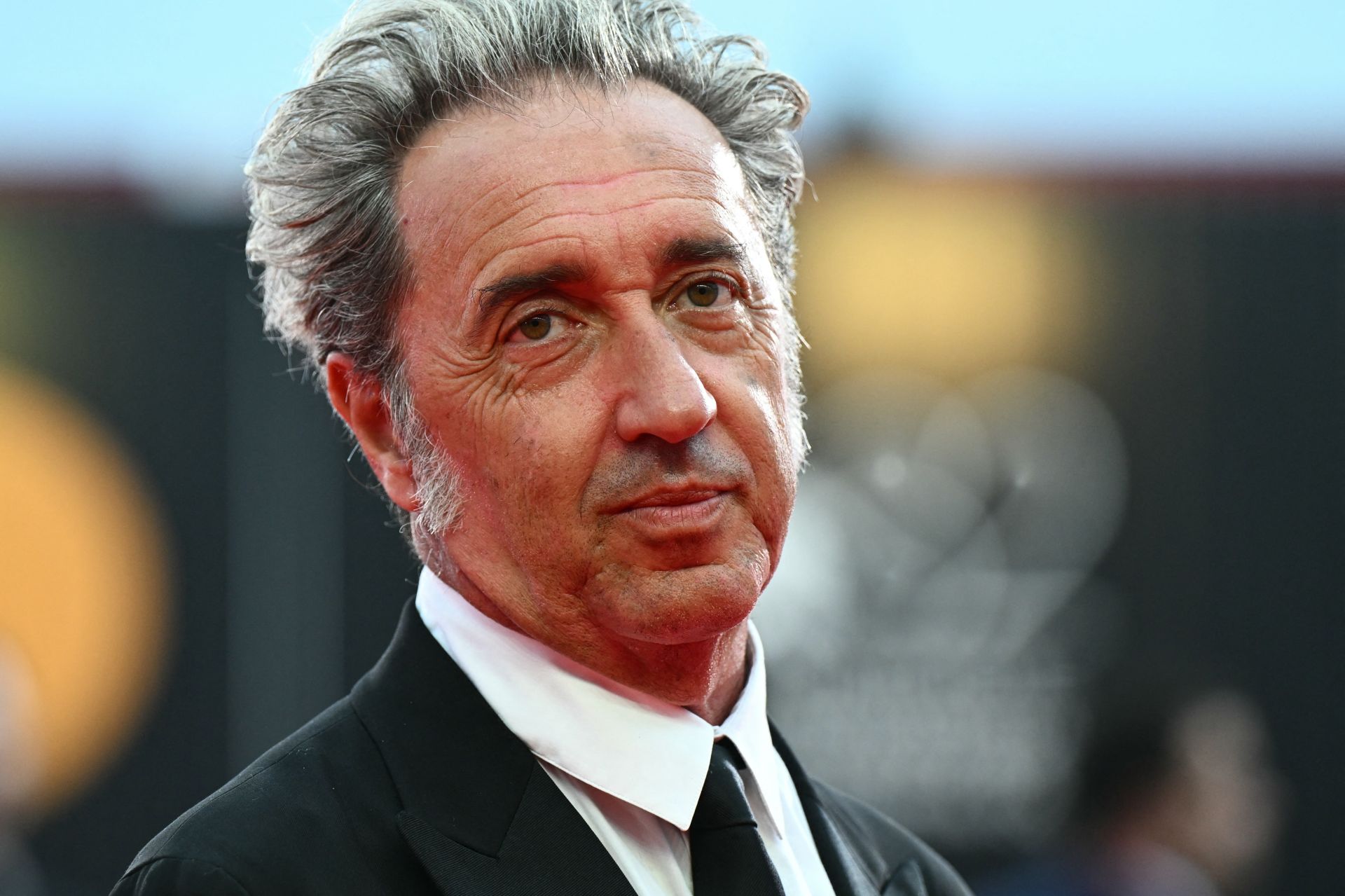 À la Mostra de Venise, Paolo Sorrentino explore les dilemmes d’un président face à l’euthanasie