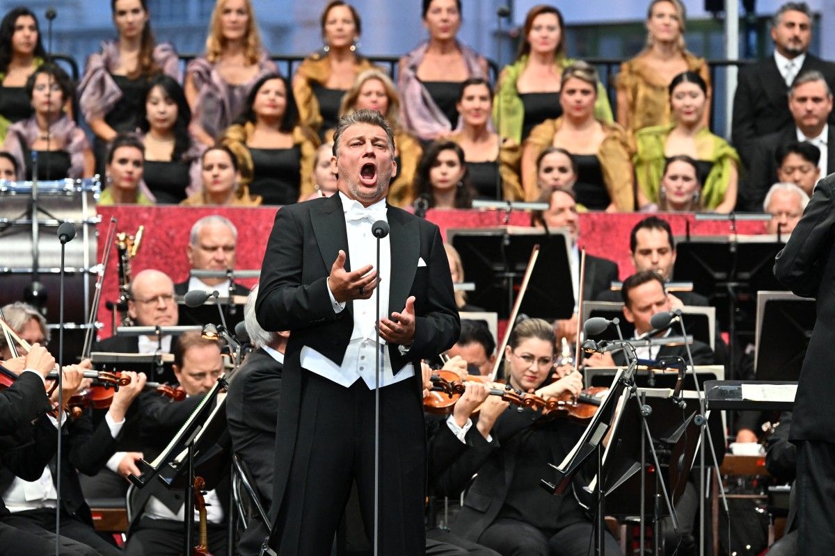 Vienna State Opera Celebrates Season with Free Gala Concert
