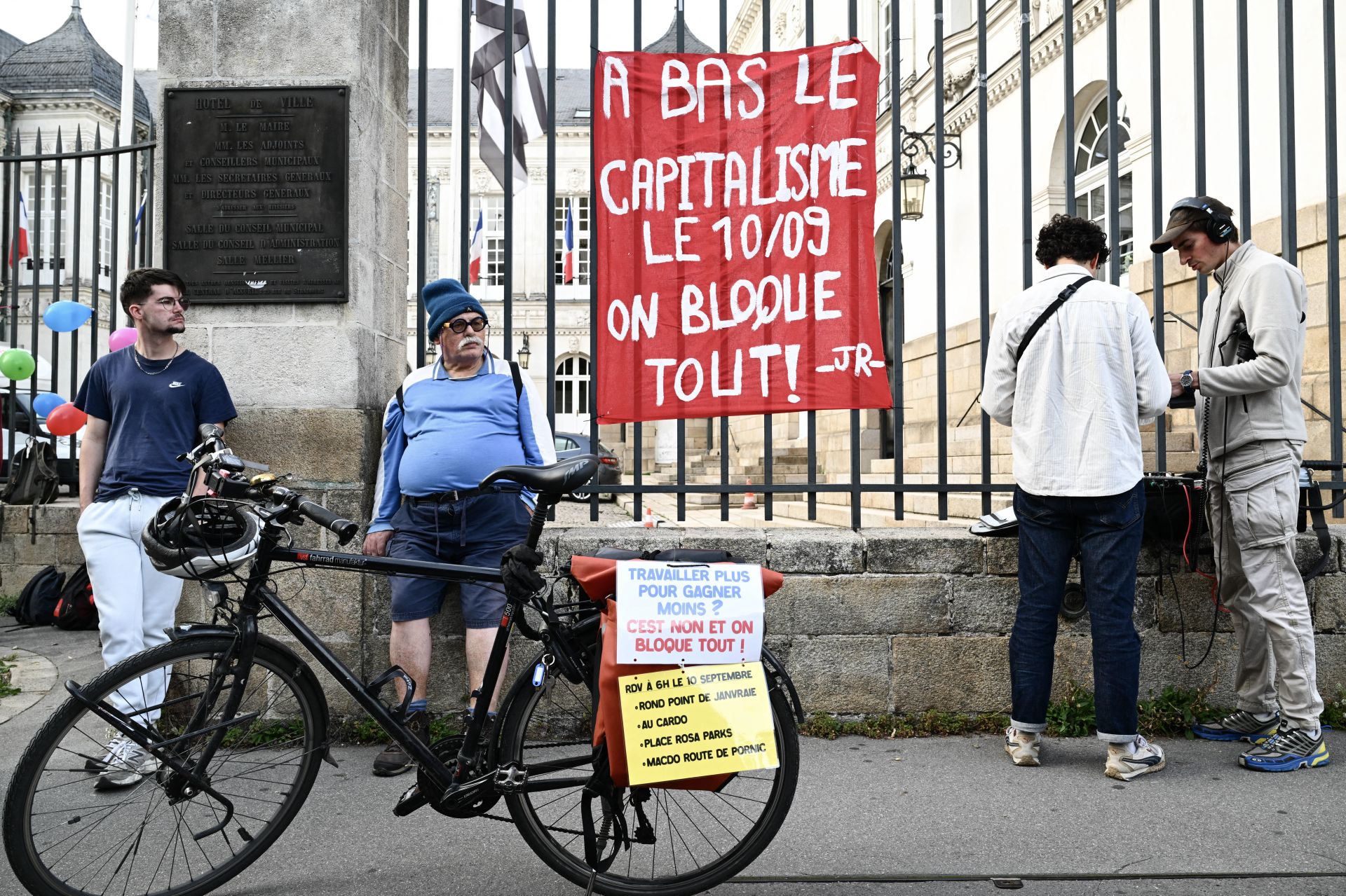 France: Bientôt cinq Premiers ministres depuis 2022 et autant de méthodes