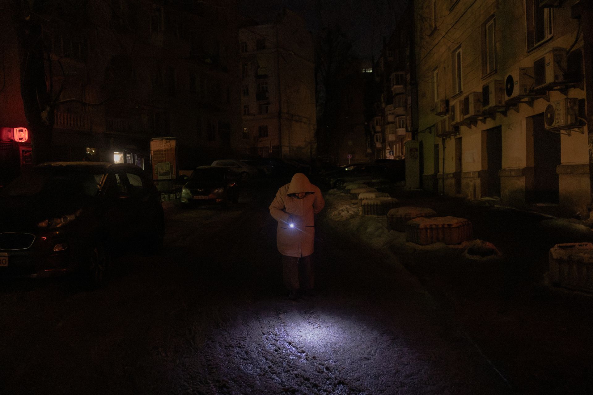 Ukraine : 600.000 personnes ont quitté Kiev, privée de chauffage et d'électricité par les frappes russes