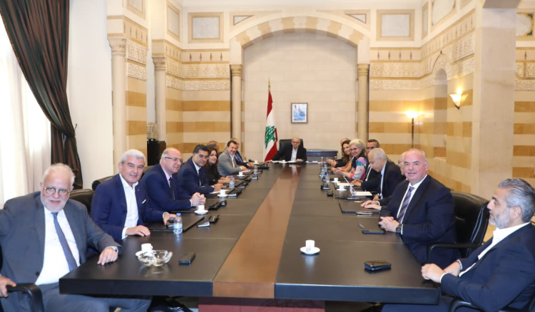  Meeting at the Serail to Address Raoucheh Rock Illumination Defiance  