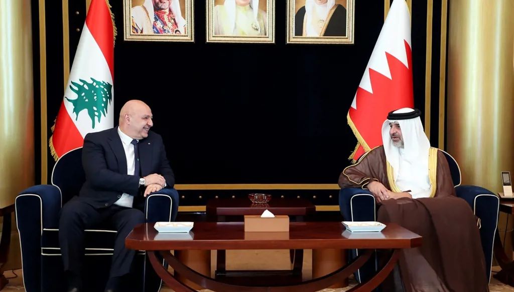 À Bahreïn, Joseph Aoun plaide pour des partenariats durables et stratégiques