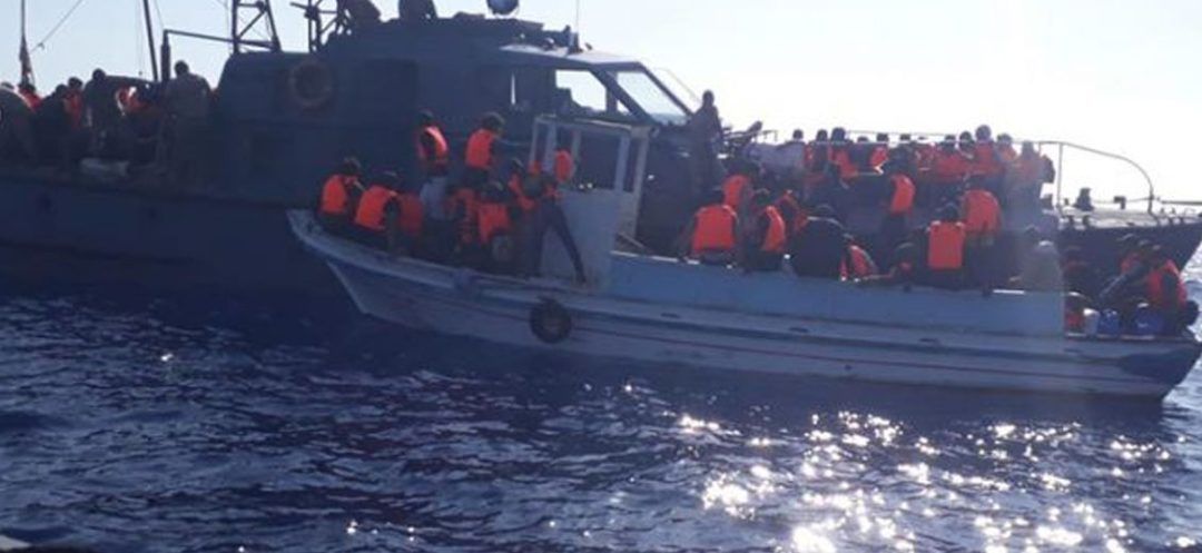 Lebanese Naval Forces Detain Illegal Migrant Boat off Northern Coast