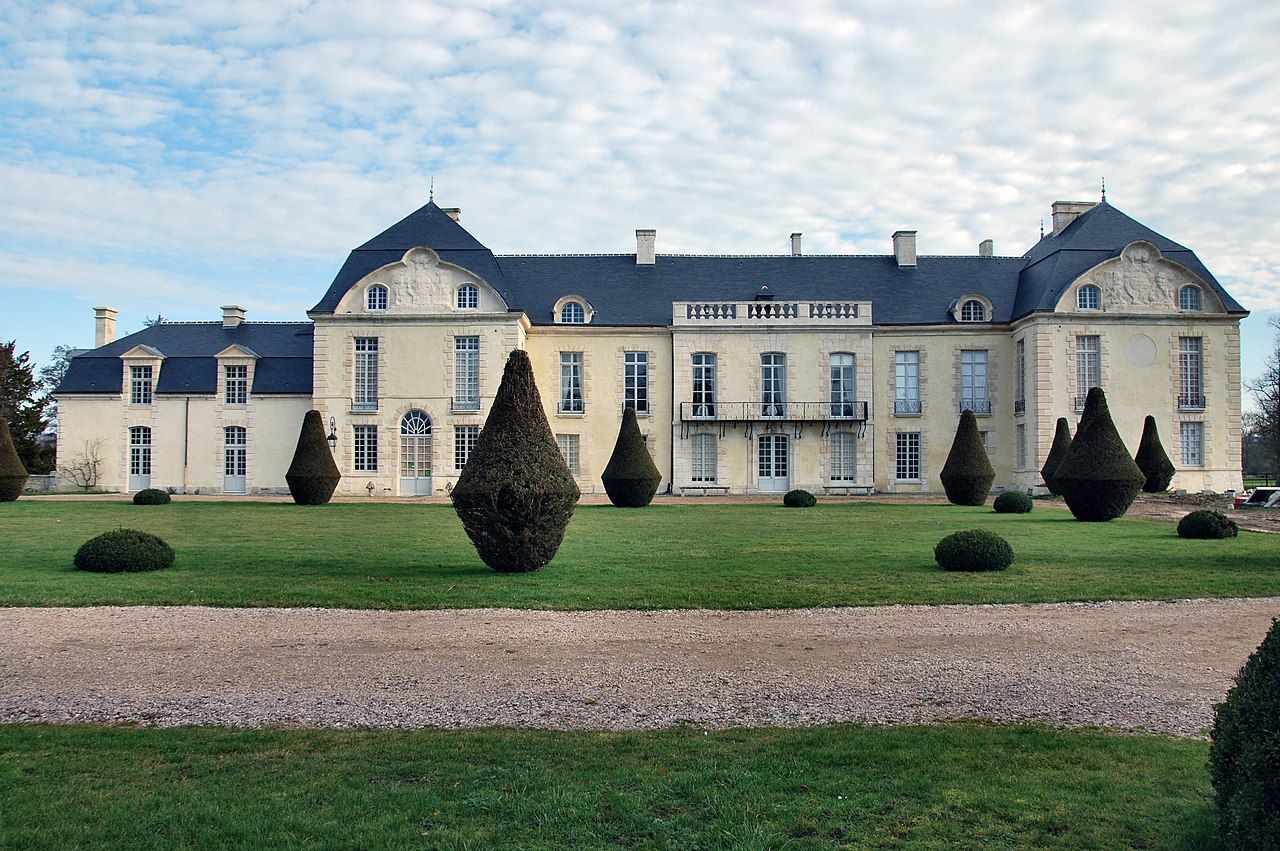 Normandie: un château classé du 18e siècle partiellement détruit par un incendie