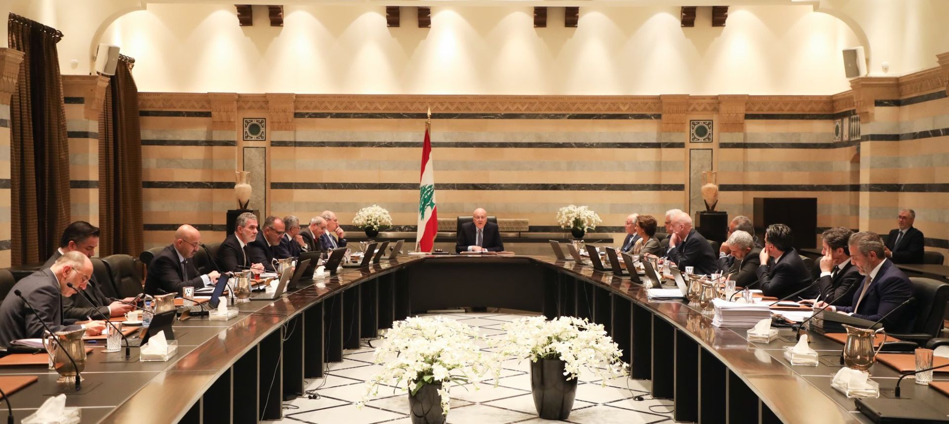 Cabinet Session Reiterates the Need to Stop 'Unacceptable Israeli Violations'