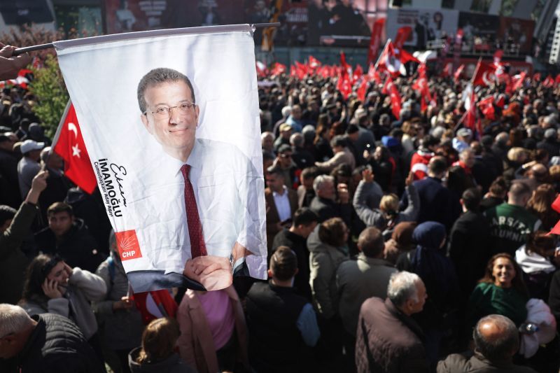 La justice turque secoue le principal parti d’opposition