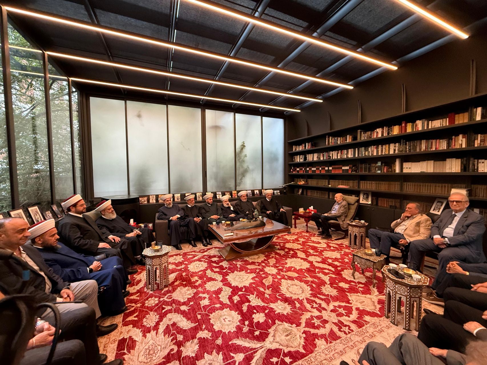 Joumblatt Hosts Key Meeting with Muftis