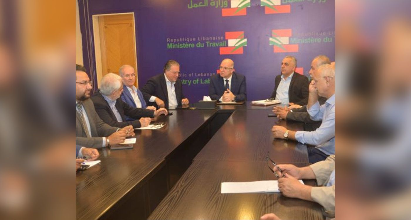 Labor Minister Announces Minimum Wage Hike for Private Sector Workers