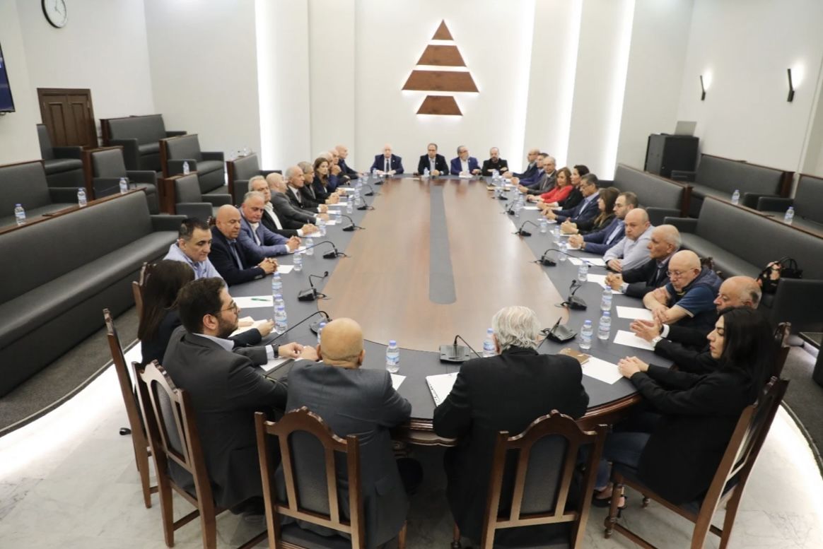 Kataeb Condemn Hezbollah Threats