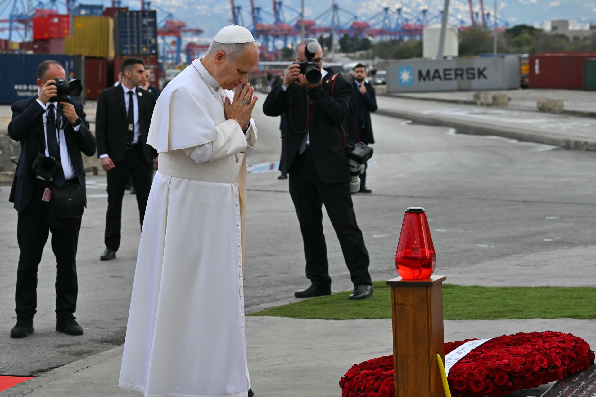 Pope Leo Meets Families of Beirut Port Blast Victims