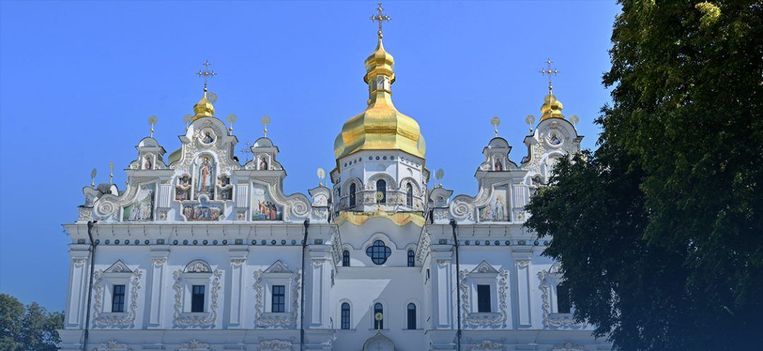 Ukraine MPs Vote to Ban Russia-Linked Orthodox Church