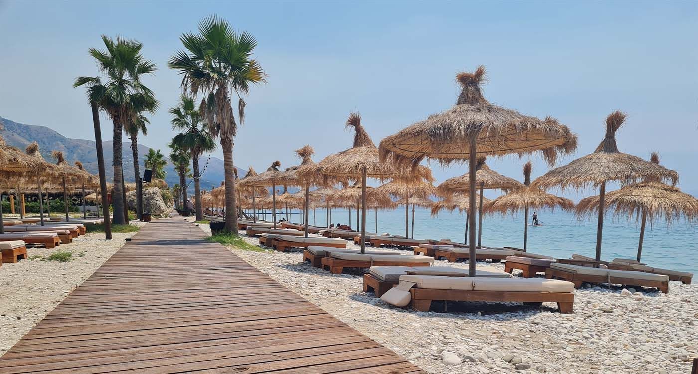 Lebanon’s Tourism: The Endless Summer That Fails to Deliver