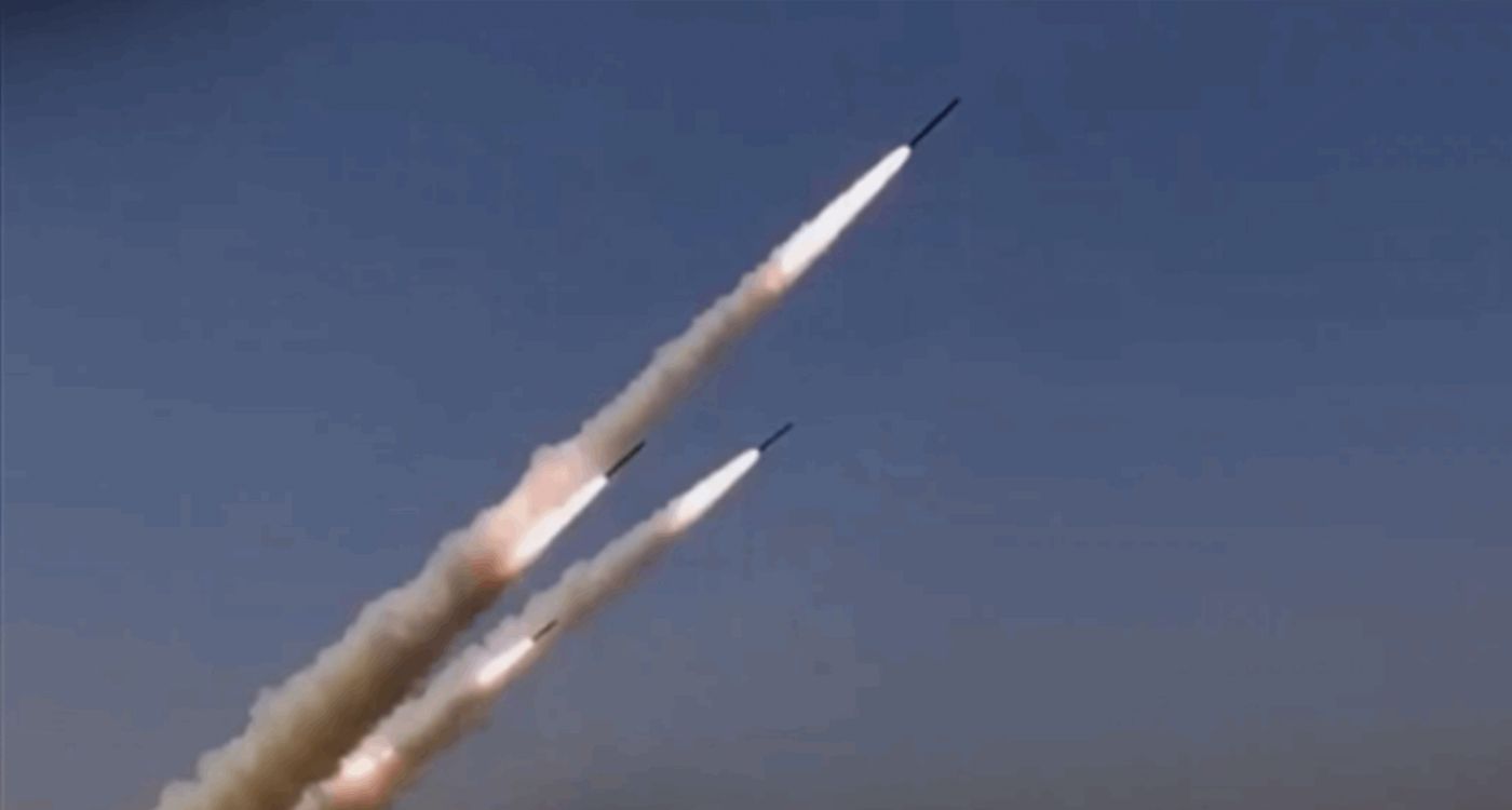 Un suspect du Hamas, impliqué dans des tirs de roquettes, remis à l’armée