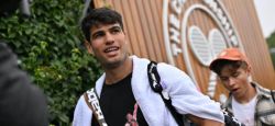 Alcaraz Starts Wimbledon Title Defense Against Dreadlocked Estonian