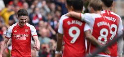 Arsenal Sink Bournemouth to Move Four Points Clear in Title Race
