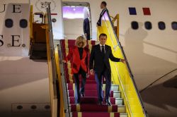 Brigitte, Macron and the Republican Fantasy: Analyzing a Viral Moment