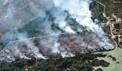 Fires Force Indigenous Canadians to Tourist Town of Niagara Falls