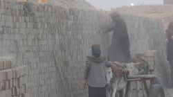 Iraqi Brick Workers Risk Health, Life to Keep Families Afloat