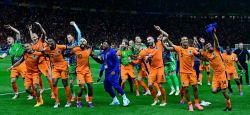 Netherlands Mount Euros Comeback Against Turkey to Set up England Semi