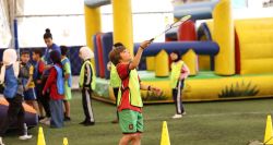 Badminton : «Sport pour la paix» sur les courts du Hoops