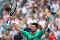 Miami: Djokovic visera un 100e trophée en finale dimanche contre le jeune Tchèque Mensik