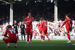 Foot: Liverpool perd à Fulham (3-2) après 26 matches sans défaite en Premier League