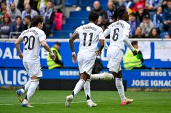 Le Real Madrid s'en sort face à Alavés, Mbappé expulsé