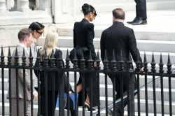 «J'étais certaine que j'allais mourir», dit Kim Kardashian au procès de son braquage