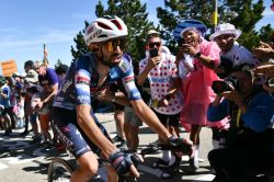 Tour de France: Valentin Paret-Peintre délivre la France au Mont Ventoux