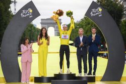 Tour de France: Tadej Pogacar, le bouquet final