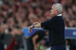 Football: l'entraîneur de Benfica limogé, Mourinho pressenti