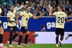 Espagne: le FC Barcelone se fait une belle frayeur mais renverse Oviedo (3-1)