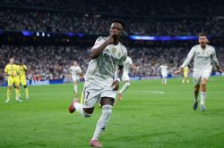 Le Real reprend provisoirement la tête, Mbappé touché