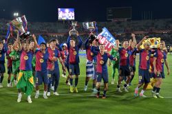 Mbappé porte encore le Real, Villarreal gâche la fête du Barça