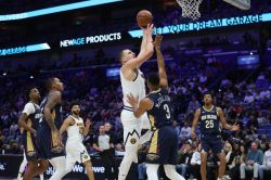 NBA: Jokic et les Nuggets arrachent la victoire aux Pelicans
