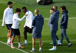 Ligue des champions: un PSG décimé par les blessures entame la défense de son titre