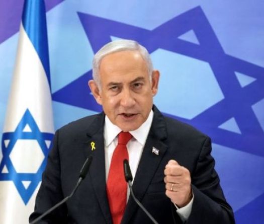 Netanyahu  Warns of \