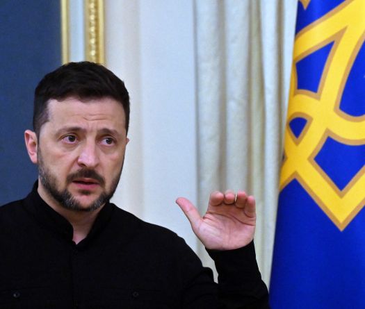 Zelensky Proposes Three-Way Meeting with Trump, Putin