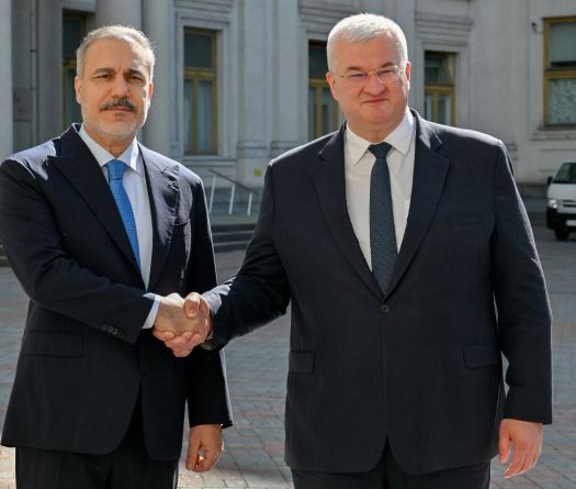 Turkey Proposes to Host Trump-Putin-Zelensky Meeting