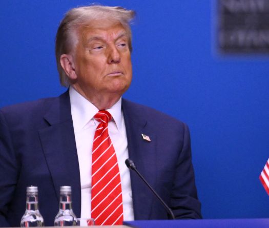 Trump to Sign Order Delaying Tariff Deadline to Aug 1