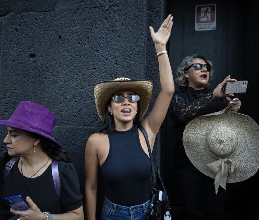 Mexican Voice Actors Demand Regulation on AI Voice Cloning