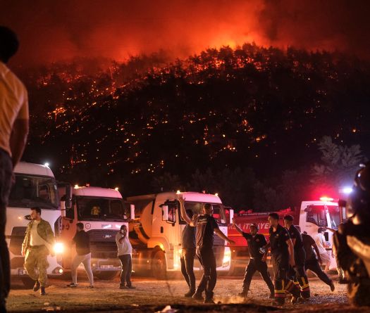 Turkey Battles Wildfires as Heatwave Grips Med