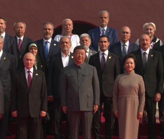 Kim, Putin at Xi’s Side for Massive China Military Parade