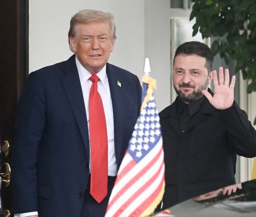 Trump Suggests Too soon for Tomahawks in Talks with Zelensky 