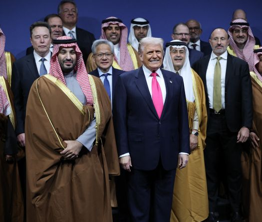Trump Says Will Work to End Sudan War at MBS's Request