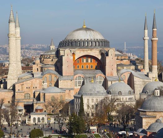 Turkey, Italy and Libya Hold Talks in Istanbul