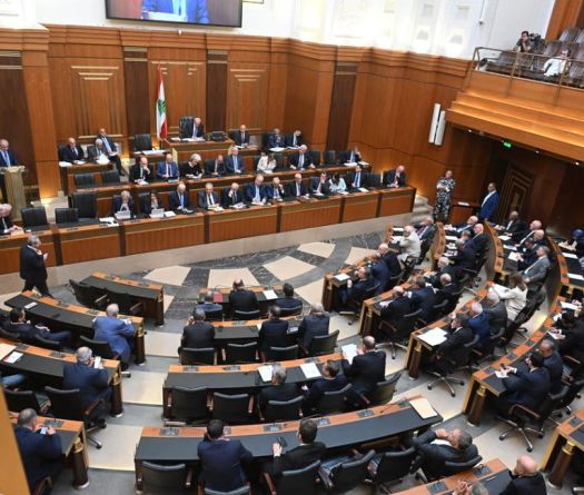 Parliament Renews Confidence in Salam's Government After Heated Debate 
